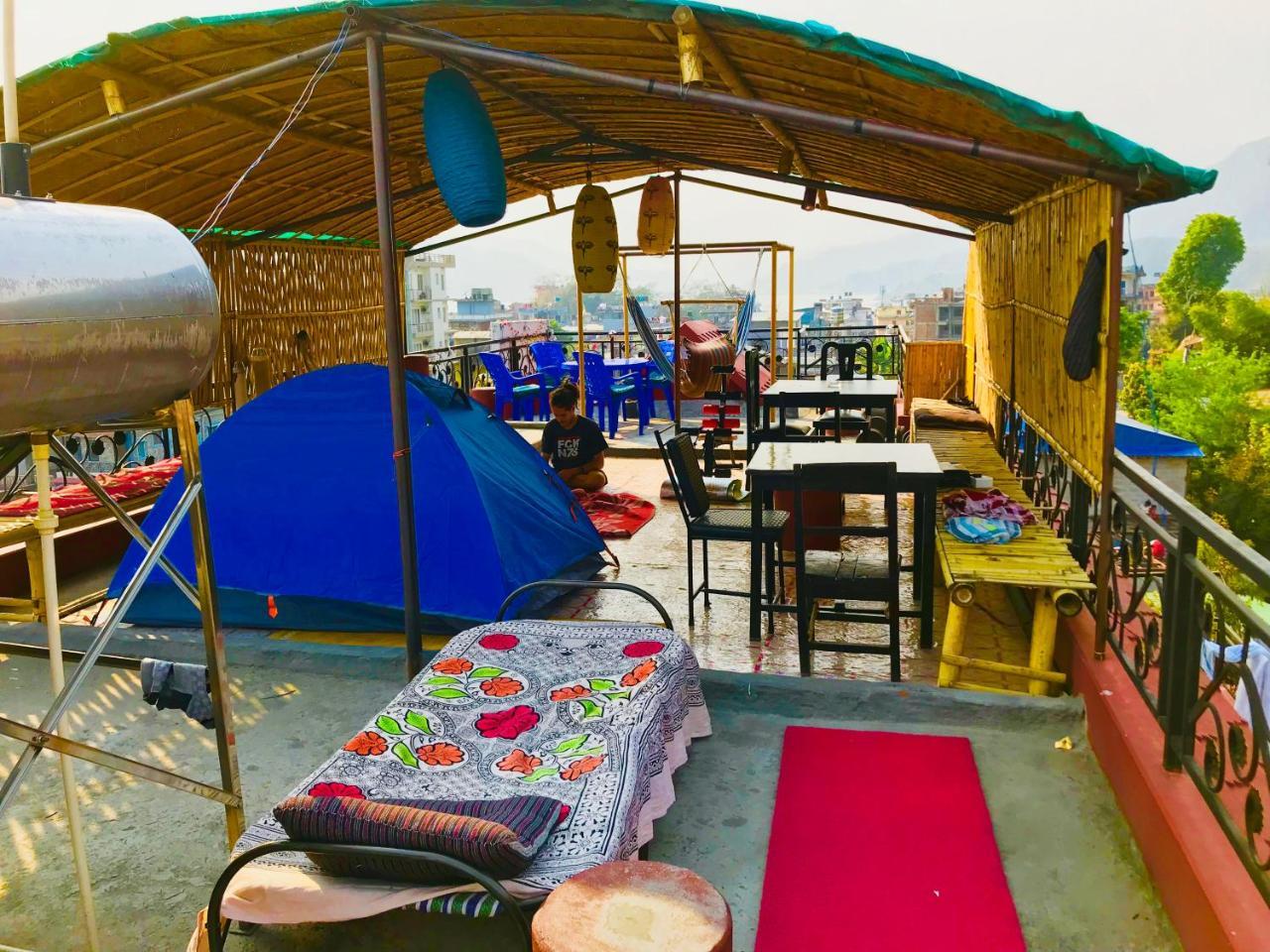Aroma Tourist Hostel Покхара Экстерьер фото
